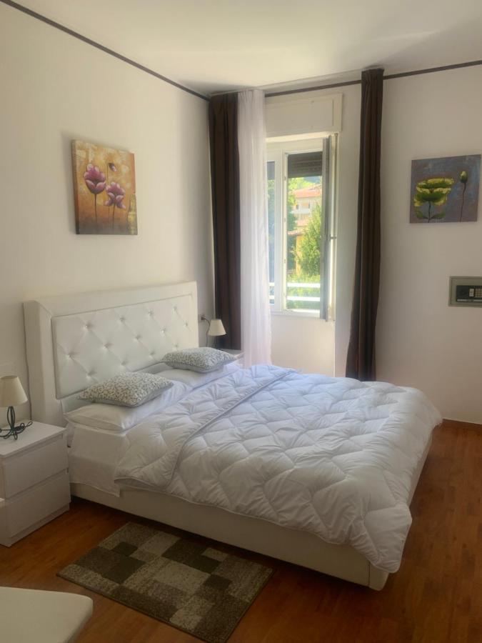 Albergo Al Lago Anfo Exterior foto