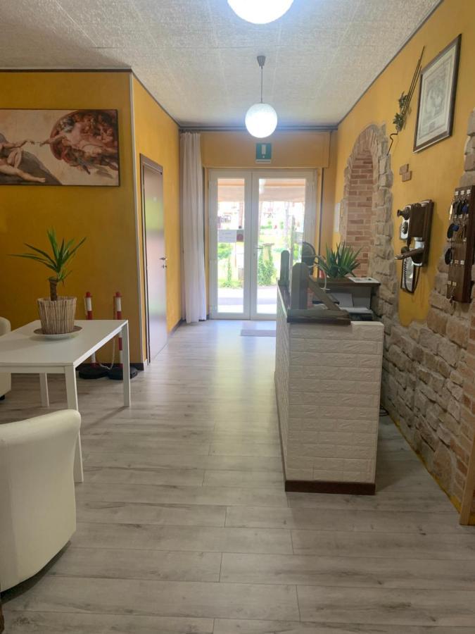 Albergo Al Lago Anfo Exterior foto
