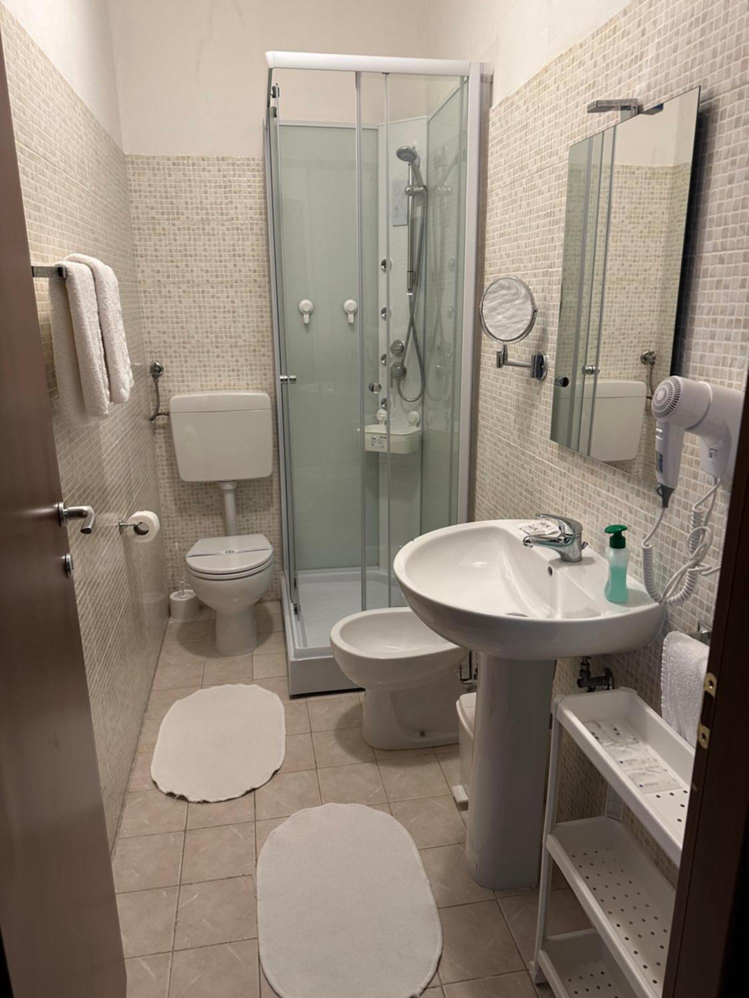 Albergo Al Lago Anfo Exterior foto