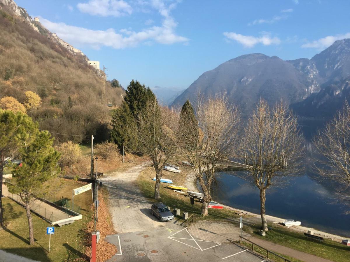 Albergo Al Lago Anfo Exterior foto