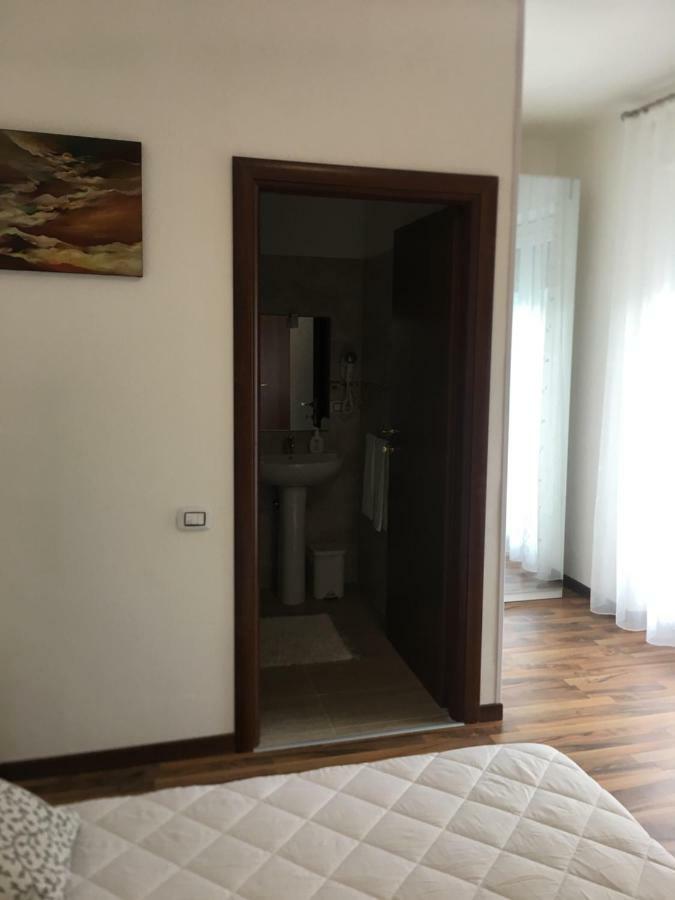 Albergo Al Lago Anfo Exterior foto