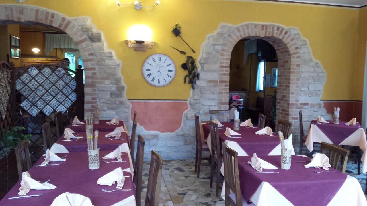 Albergo Al Lago Anfo Quarto foto
